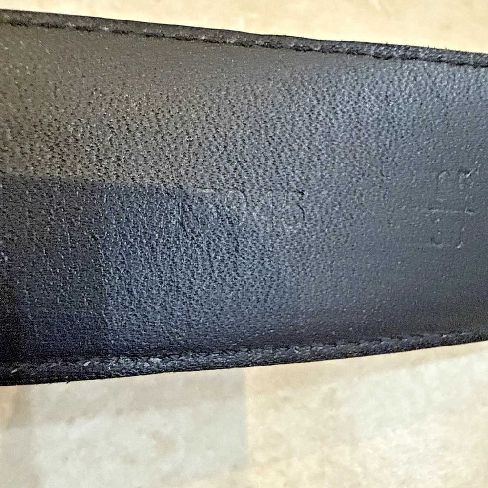 NWOT Tumi Black & Navy Blue Textured Inlay Gunmetal Buckle 95/38 Belt France *